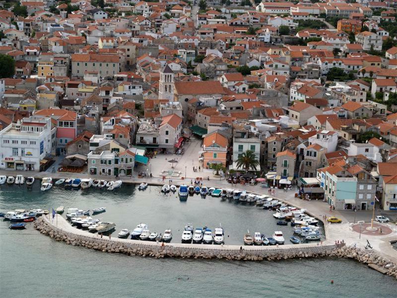 Apartments Milka Vodice Exteriör bild
